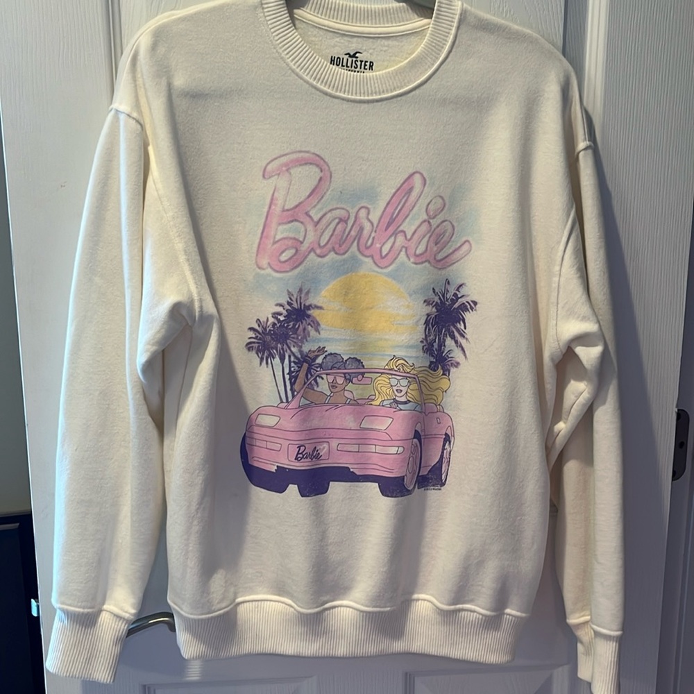 Hollister crew neck, white cream color with Barbie design, XS